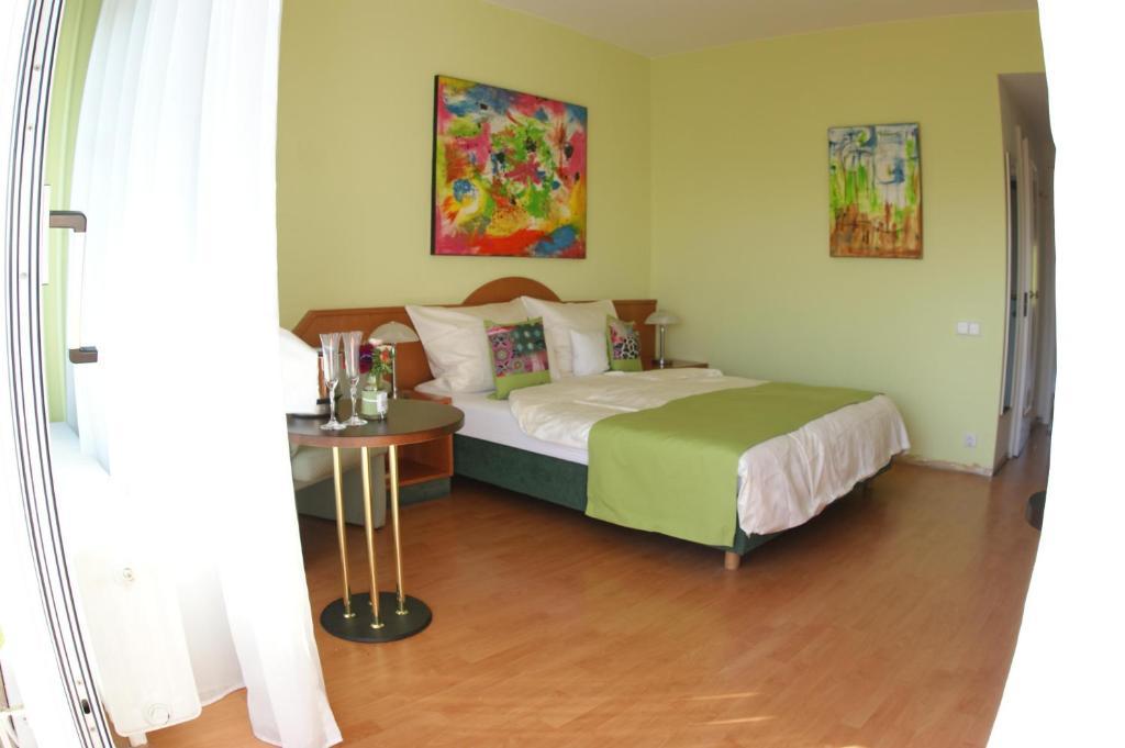Hotel Tannenhof Baden-Baden Quarto foto